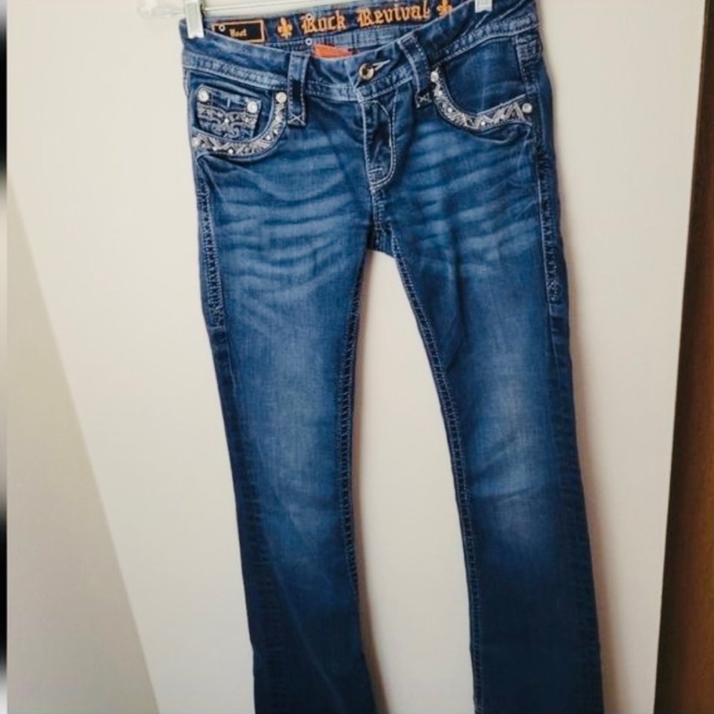 Rock revival women’s 26 Jazlyn bootcut inseam 32